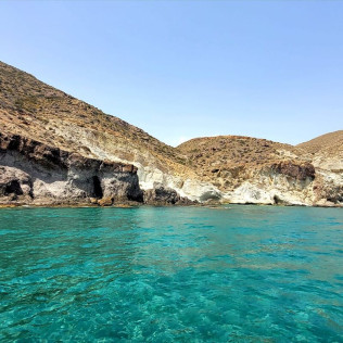 Ruta en Barco con Snorkel en aguas cristalinas (Cabo de Gata, Almería)