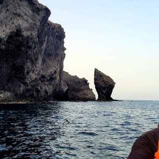 Ruta en Barco con Snorkel en aguas cristalinas (Cabo de Gata, Almería)