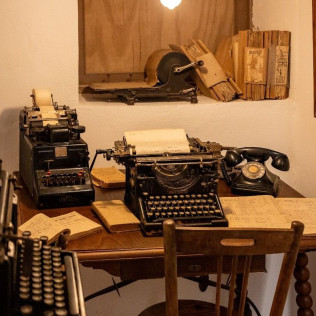 Visita Audio-Guiada al Museo de la Sobrasada La Luna con Degustación para dos (Sóller, Mallorca)