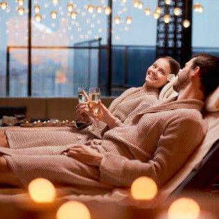 Relax & Rosé: Masaje Relajante, Piscina Climatizada y Sauna en Cowshed Spa - Soho House Barcelona (Barcelona)