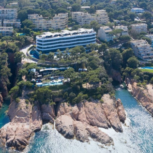 Circuito Spa en Alàbriga Hotel & Home Suites 5* GL (Sant Feliu de Guíxols, Girona)