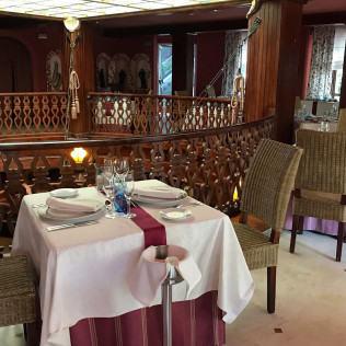 Circuito Spa Aquatonic y Comida o Cena en Hotel Termes de Montbrió 4* (Tarragona)