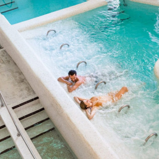 Circuito Spa en Royal Hideaway Sancti Petri Spa & Resort 5* y Visita a Bodegas Osborne y Cata de vinos de Jerez para dos (Cádiz)