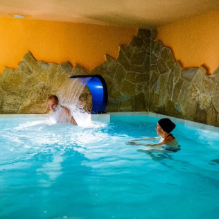 Circuito Spa e Hidromasaje con Ducha Neikp para dos (V-D) (Cardeña, Córdoba)