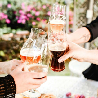 Circuito Spa en Hotel RH Bayren 4* y Visita a Fábrica, Cata de Cervezas, Crema de Licores y Vermuts con Maridaje para dos (Valencia)