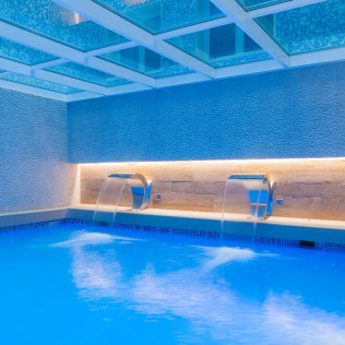 Circuito Spa Mare Nostrum y Comida o Cena para dos en Sallés Hotel Pere IV 4* (Barcelona)