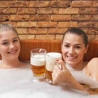 Circuito Spa de Cerveza para dos en Beer Spa (Granada)