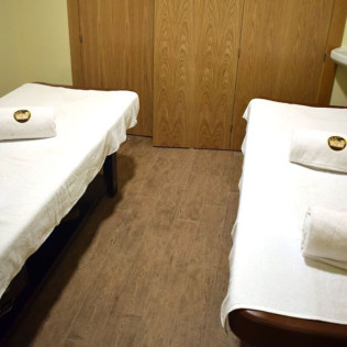 Circuito Private Beer Spa: Circuito Spa de Cerveza y Masaje (Cádiz)