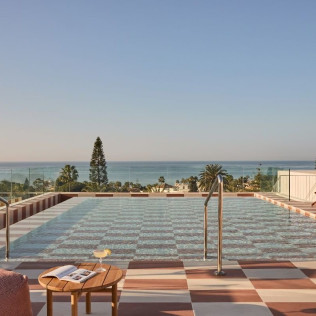 Circuito Spa y Tratamiento Facial o Corporal Personalizado en Maison CODAGE Marbella del Kimpton Los Monteros 5* (Marbella, Málaga)