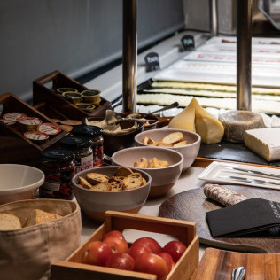 Circuito Spa y Desayuno Buffet en Hotel Catalonia Atenas 4* (Barcelona)