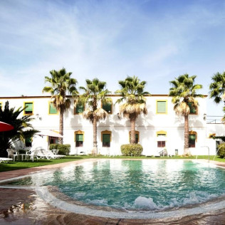 Circuito Spa, Masaje y Comida o Cena en Hotel Balneario El Raposo 4* (Badajoz)
