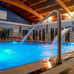 Circuito Spa, Masaje y Comida o Cena en Hotel Balneario El Raposo 4* (Badajoz)