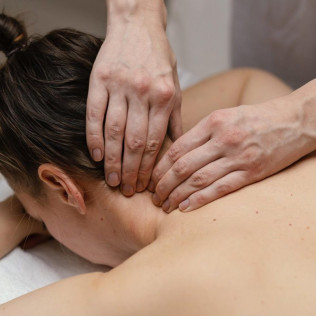Circuito Spa con Masaje en Pareja, Cava y Bombones para dos en Serena SPA @ Sir Víctor Hotel 5* (Barcelona)
