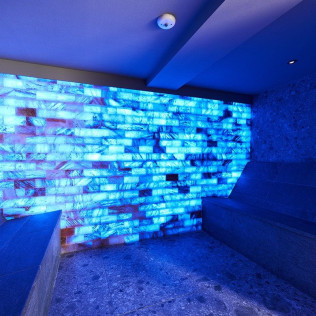 Circuito Spa en OASIS Wellness & Spa y Masaje Terapéutico o Deportivo en Grand Hyatt Barcelona 5* (Barcelona)