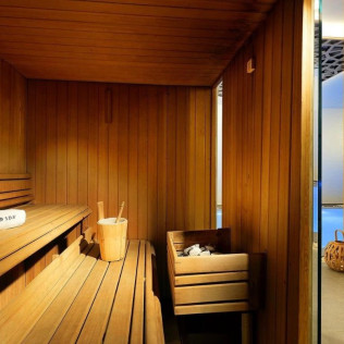 Circuito Spa, Masaje de 25' y Desayuno en Rock Spa de Hard Rock Hotel Marbella 4* (Marbella, Málaga)