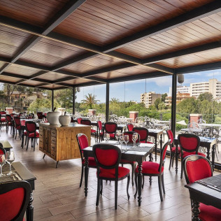 Circuito Spa, Masaje Relajante y Cena para dos en Sallés Hotel Marina Portals 4* (Calvià - Portals Nous, Mallorca)