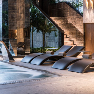 Circuito Spa en OASIS Wellness & Spa, Masaje y Cena en SOFIA Bar & Tapas para dos en Grand Hyatt Barcelona 5* (Barcelona)
