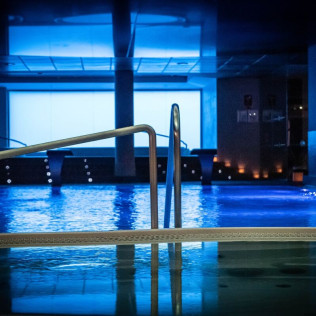 Circuito Spa y Masaje de Esencias y Sentidos para dos en Hotel AR Diamante Beach 4* (Calpe, Alicante)