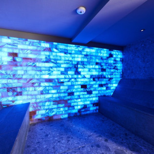 Circuito Spa en OASIS Wellness & Spa, Masaje RESET y Desayuno en SOFIA Bar & Tapas en Grand Hyatt Barcelona 5* (Barcelona)