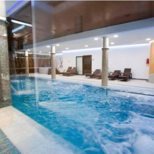 Circuito Spa y Masaje Relajante para dos en Hotel Hospes Palacio de Arenales & Spa 5* (Cáceres)