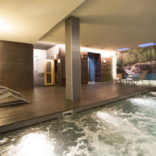 Circuito Spa, Masaje Oriental y Comida o Cena para dos en Hotel Hospes Palau de la Mar 5* (Valencia) 