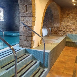 Spa Privado con Cava y Opción a Masaje para Parejas en Spa Masia Vallromanes (Vallromanes, Barcelona)