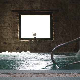 Spa Privado con Cava y Opción a Masaje para Parejas en Spa Masia Vallromanes (Vallromanes, Barcelona)
