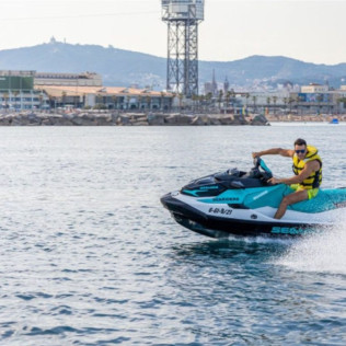 Moto de Agua y Circuito Spa para dos en Hotel Marina Badalona 4* (Badalona, Barcelona)