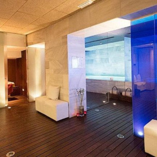 Circuito Spa, Masaje y Brocheta de Fruta Fresca en Hospes Palacio de los Patos 5* (Granada)