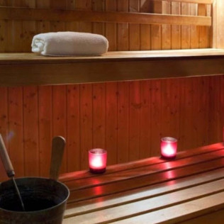 Circuito Spa, Masaje y Brocheta de Fruta Fresca en Hospes Palacio de los Patos 5* (Granada)