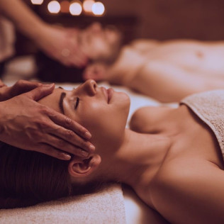 Circuito Spa, Masaje y Desayuno para dos en Hotel Catalonia Plaza Catalunya 4* (Barcelona)
