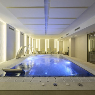 Spa Privado con Cava para dos en Hotel Catalonia La Maquinista 4* (Barcelona)