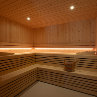 Spa Privado con Cava para dos en Hotel Catalonia Mirador Des Port 4* (Maó, Menorca)