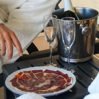Circuito Spa con Cava y Jamón para dos en Spa Azules de Nivaria del Gran Hotel Roca Nivaria 5* (Adeje, Tenerife) 