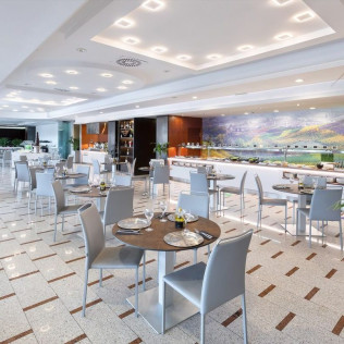 Circuito Spa y Desayuno en Alexandre Hotel Frontair Congress 4* (Sant Boi, Barcelona)