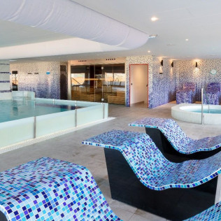 Circuito Spa y Desayuno en Alexandre Hotel Frontair Congress 4* (Sant Boi, Barcelona)