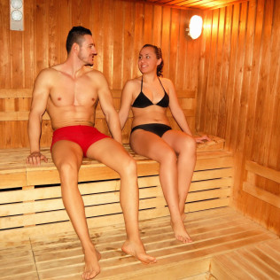 Circuito Spa y Comida o Cena para dos en Spa Sensara (Benalmádena, Málaga)
