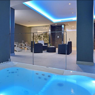 Circuito Spa y Masaje Relajante para dos en Spa Sol Don Marco (Torremolinos, Málaga)