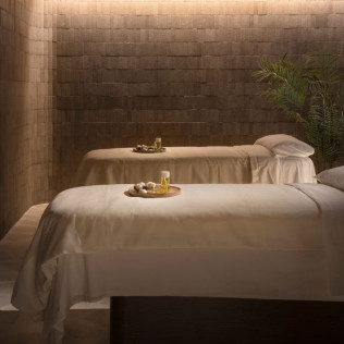 Circuito Spa y Masaje de Aromaterapia en Spa by Clarins @ Hotel El Fuerte Marbella 5* (Marbella, Málaga)
