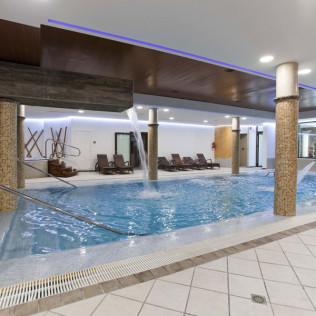 Circuito Spa y Comida o Cena para dos en Hotel Hospes Palacio de Arenales & Spa 5* (Cáceres)