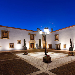 Circuito Spa con Masaje Oriental y Comida o Cena en Hotel Hospes Palacio de Arenales & Spa 5* (Cáceres)