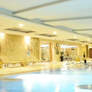Circuito Spa y Hidromasaje Aquathermojet para dos en Hotel Beatriz Toledo Auditorium & Spa 4* (Toledo)