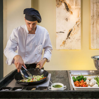 Circuito Spa y Cena para dos en Exe Estepona Thalasso Spa 4* (Estepona, Málaga)