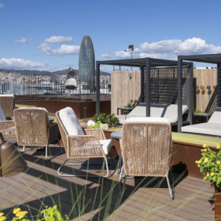 Circuito Spa con Copa en Rooftop en Sallés Hotel Pere IV 4* (Barcelona)