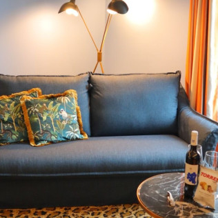 Junior Suite con Desayuno en Hotel Boutique Divino (Figueres, Girona)