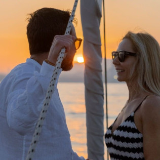 Sunset en Velero para dos (Barcelona)