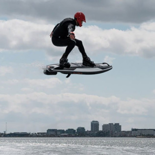 Experiencia en Tabla de Surf Awake (Mallorca)
