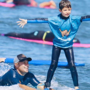 Clase de Surf con Fotos en Playa Las Américas (Arona, Santa Cruz de Tenerife)
