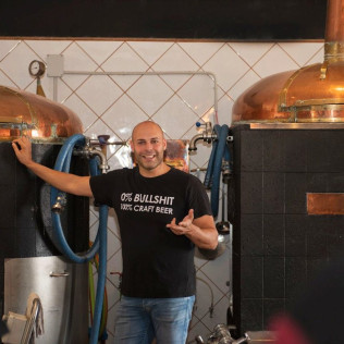 Visita Guiada a la Fábrica de Cerveza TACOA con Cata de Cervezas y Almuerzo (El Sauzal, Tenerife)