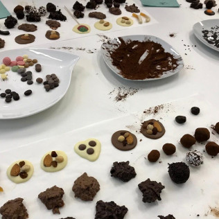 CHOCOMASTER: Taller y Cata Gourmet de Chocolates Profesionales (Barcelona)
